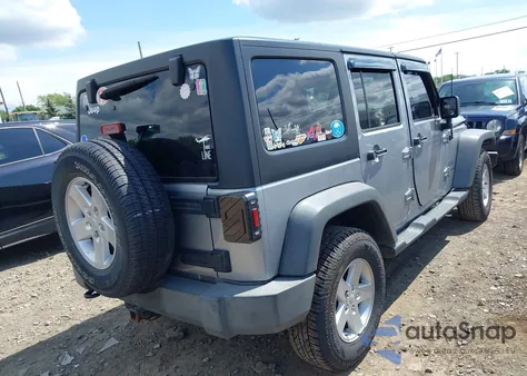 2018 Jeep Wrangler Jk Unlimited Sport S 4X4 z USA, uszkodzony, nr VIN 1C4BJWDG2JL838689